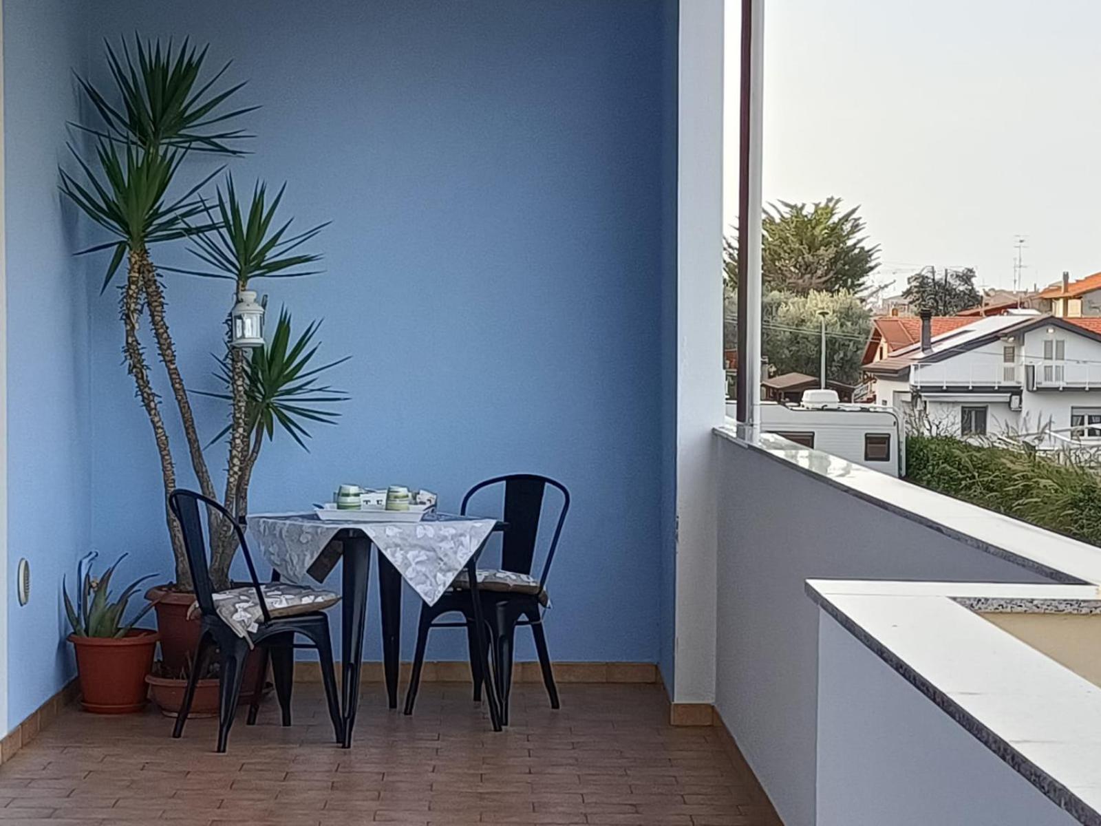La Casina Azzurra Apartment Montesilvano Exterior photo
